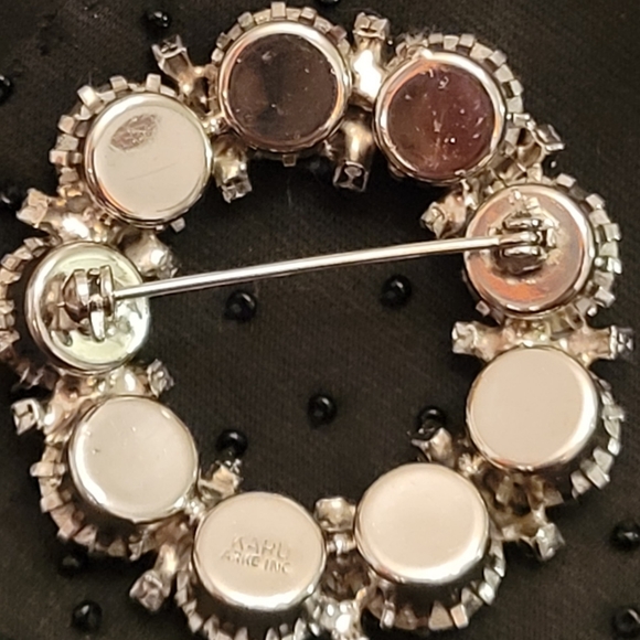 Karu Arke Aurora Borealis Brooch, Clear AB Black Diamond Rhinestones, 1950s - Picture 4 of 7